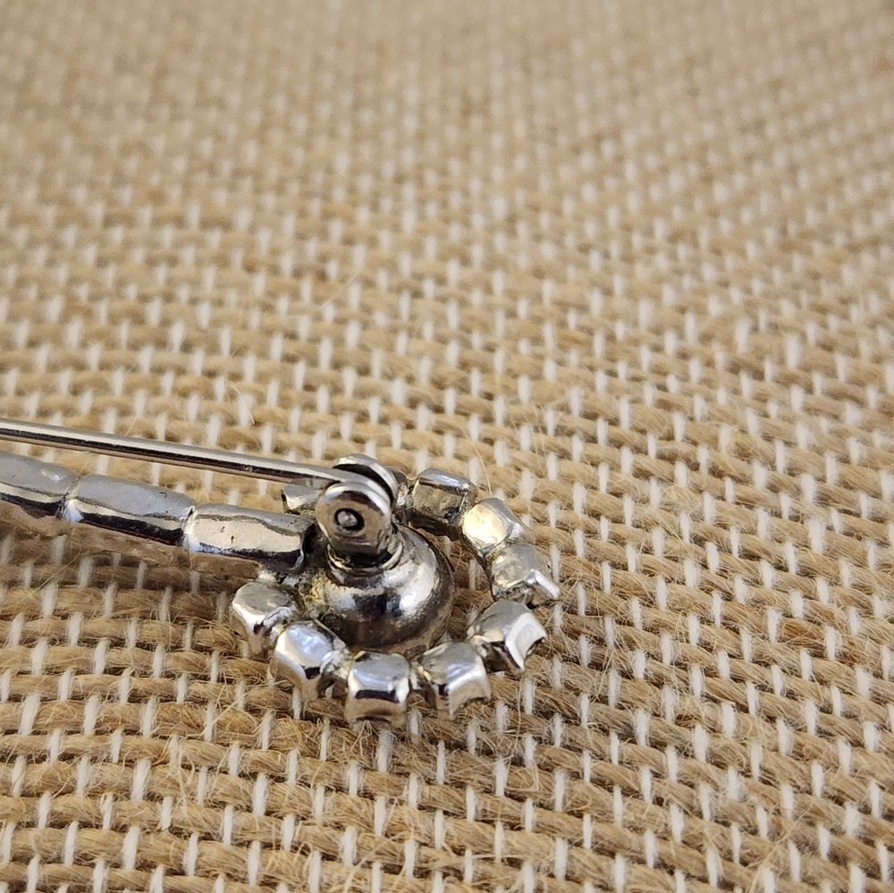 Vtg Rhinestone Skeleton Key Brooch Pin - Picture 5 of 7